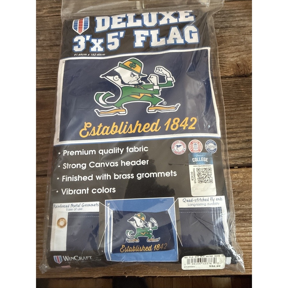 Fighting Irish Deluxe3'x 5'Canvas Nylon Flag WinCraft University of Notre Dame